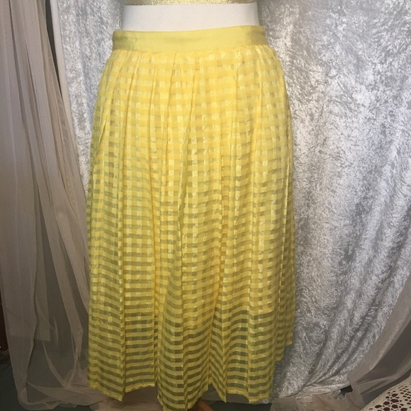 Elle Yellow sheer Windowpanes Midi pleated Skirt Size 6 Vintage - Picture 4 of 9